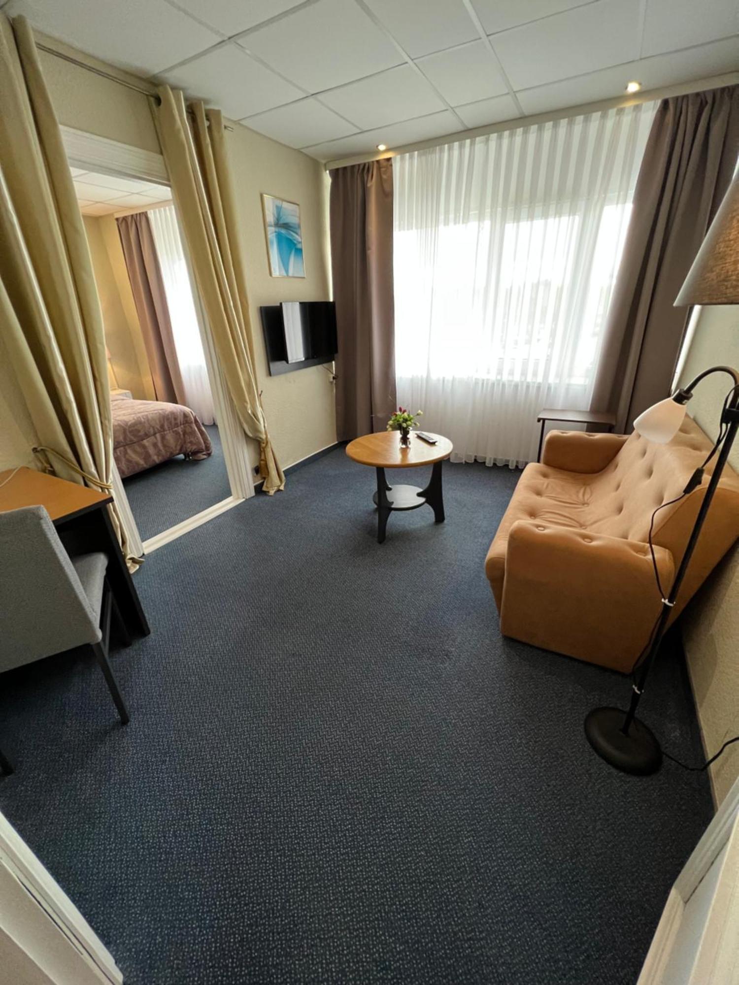 Astra Hotel Klaipėda Esterno foto